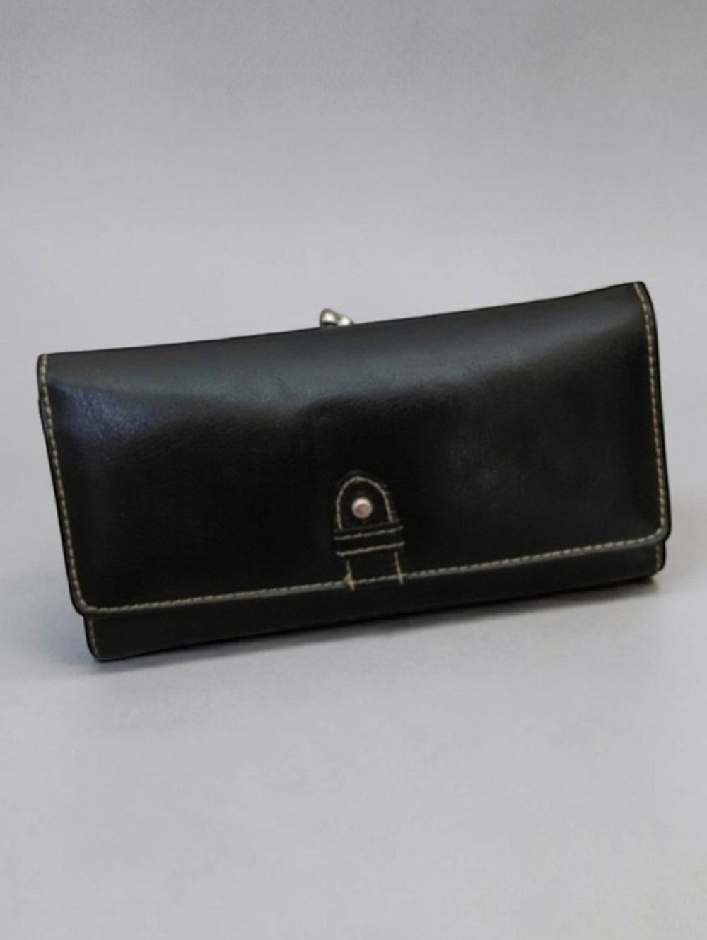 BUXTON Genuine Leather Vintage Minimalist Black Wallet w Kiss Lock Change Pouch